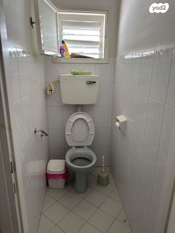 דו משפחתי, אופקים