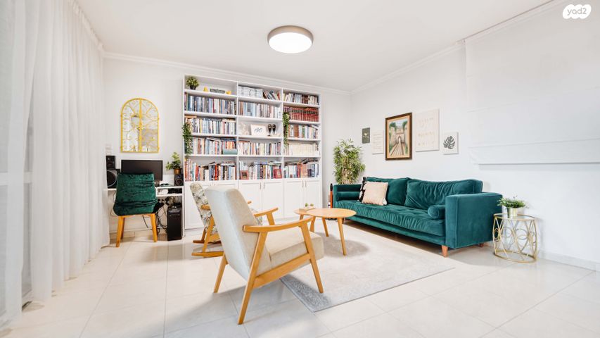 דירה, שמואל הנביא, רובע י', אשדוד