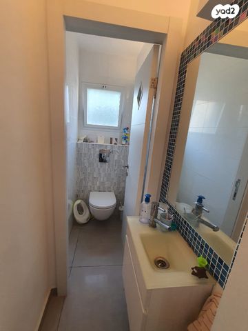 דירה, ביאליק 11, נתניה