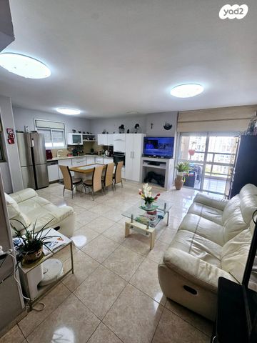 דירה, העסיס, קרית כרמים, ראשון לציון