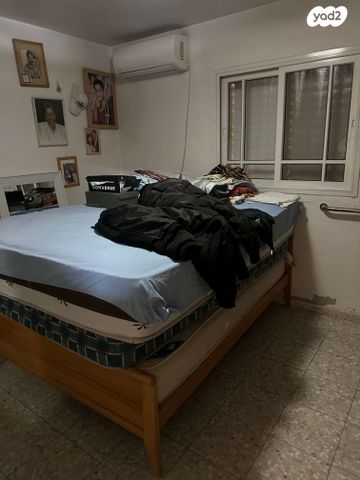 דו משפחתי, אופקים