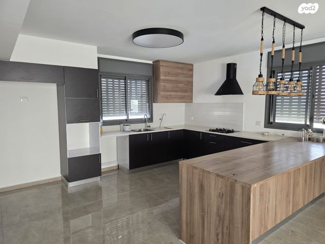 גג/ פנטהאוז, נחל פרת, פארק הנחל, באר שבע