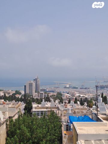 דירה, בר גיורא 33, הדר עליון, חיפה