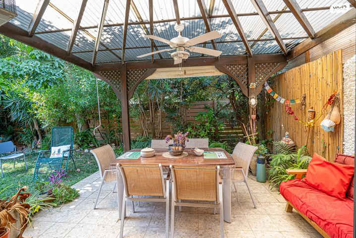 דו משפחתי, מגדיאל, הוד השרון