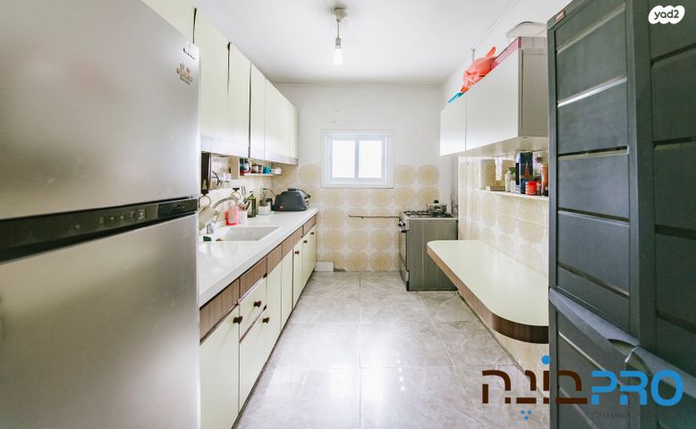 דירה, יהודה הלוי, רמב"ם, ראשון לציון