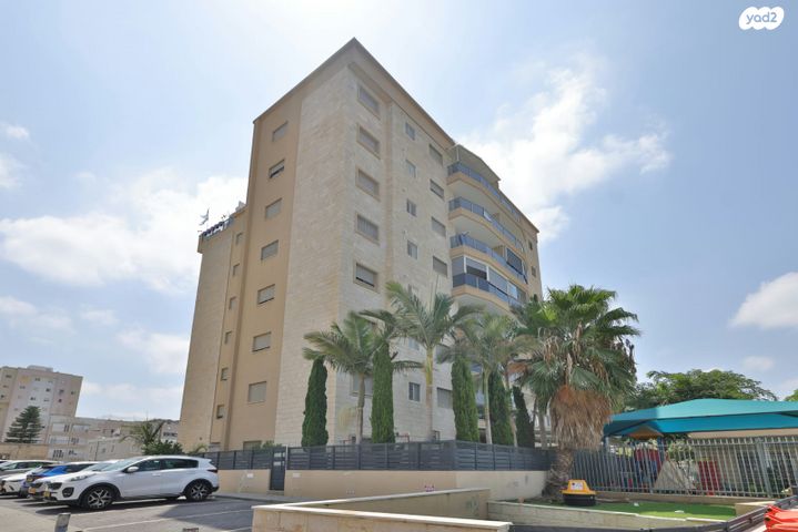 גג/ פנטהאוז, עבודה 3, אברמסקי, קרית אתא