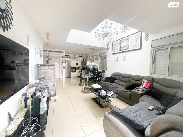 דירת גן, שבט 12, הכרמים, מודיעין מכבים רעות