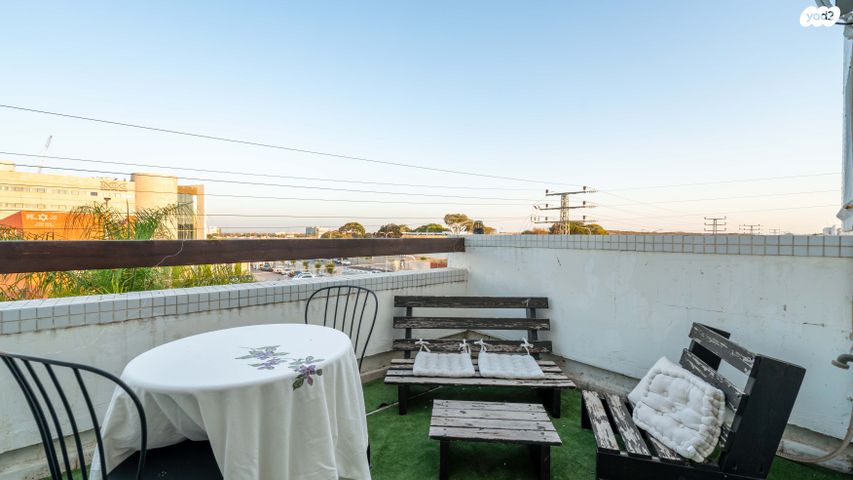 דירה, שמואל הנביא, רובע י', אשדוד