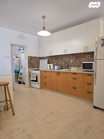 דו משפחתי, ערד