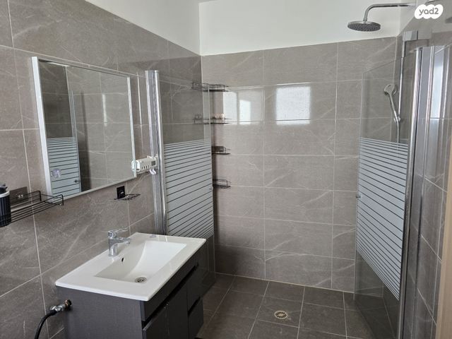 גג/ פנטהאוז, נחל פרת, פארק הנחל, באר שבע