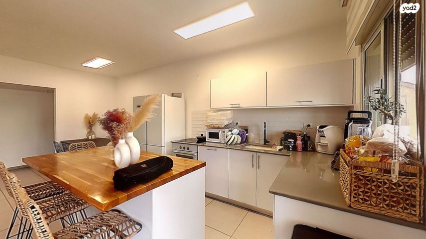 דירת גן, החרוב, מצפה העמק, מגדל העמק