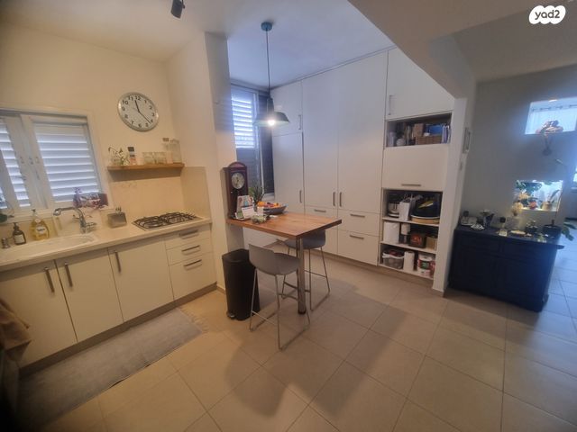 דירה, עליית הנוער, נחלת יצחק, תל אביב יפו