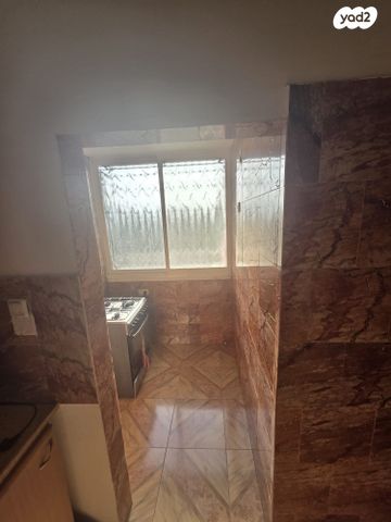 דירה, יהודה בורלא 4, צור שלום, קרית ביאליק