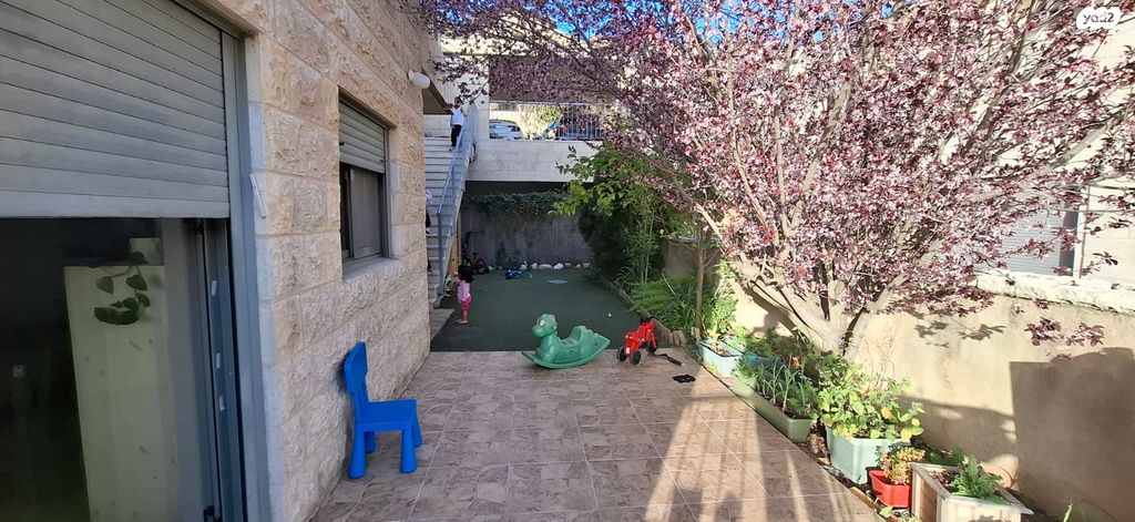 בית פרטי/ קוטג', הר אדר, הר אדר