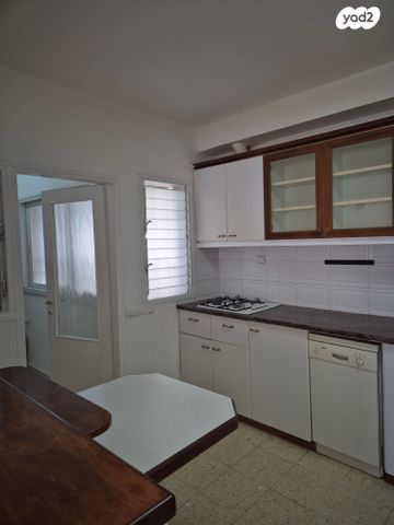 דירה, אוסקר שינדלר, סביוני הכרמל, חיפה