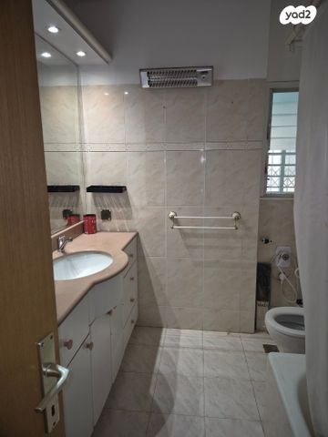 דירה, אוסקר שינדלר, סביוני הכרמל, חיפה