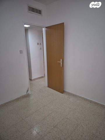 דירה, אוסקר שינדלר, סביוני הכרמל, חיפה