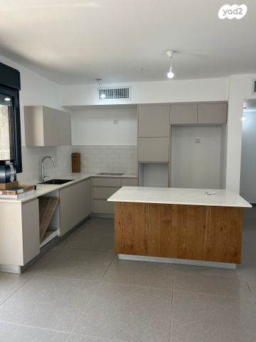 דירה, נופי בן שמן, לוד