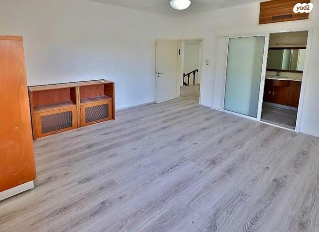 דירת גן, שדרות גושן, מוצקין הותיקה, קרית מוצקין