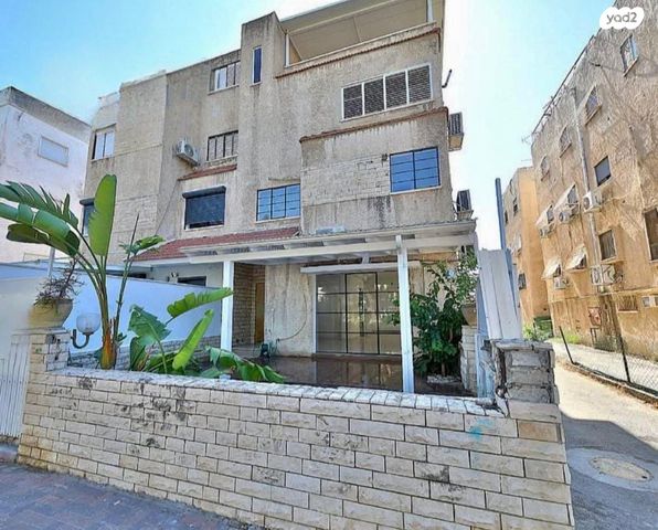 דירת גן, שדרות גושן, מוצקין הותיקה, קרית מוצקין