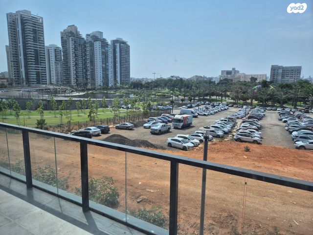 פארקטק פתח תקווה / אזור תעשייה קרית אריה