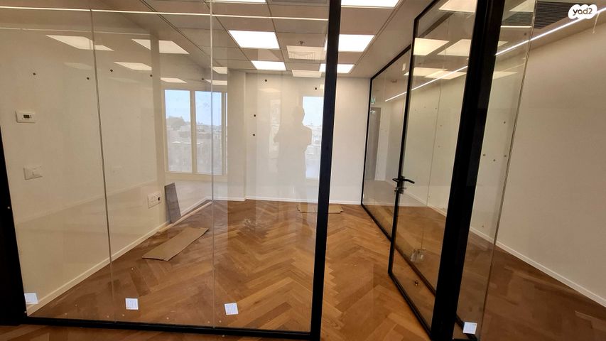 משרדים, דרך זאב ז'בוטינסקי 9, אזור תעשיה צפון, בני ברק