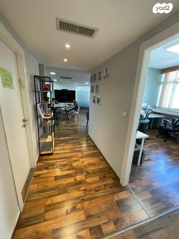 משרדים, רמת גן