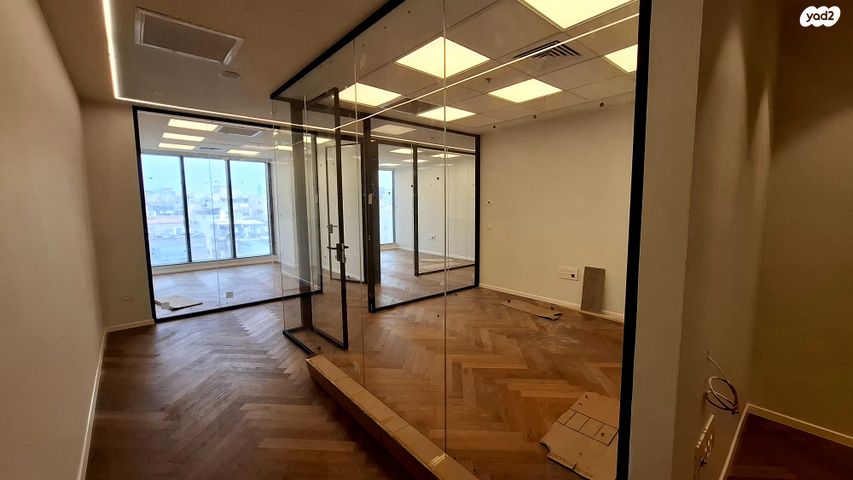 דרך זאב ז'בוטינסקי 9