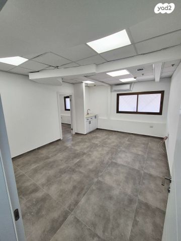 משרדים, אילת 36, חולון