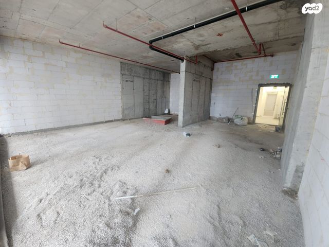 משרדים, משה לוי, נאות שמיר, רמלה