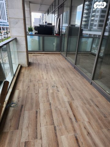 משרדים, משה לוי, נאות שמיר, רמלה