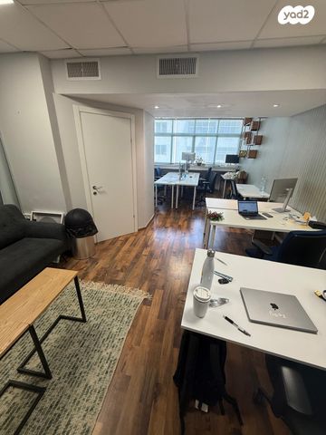 משרדים, רמת גן