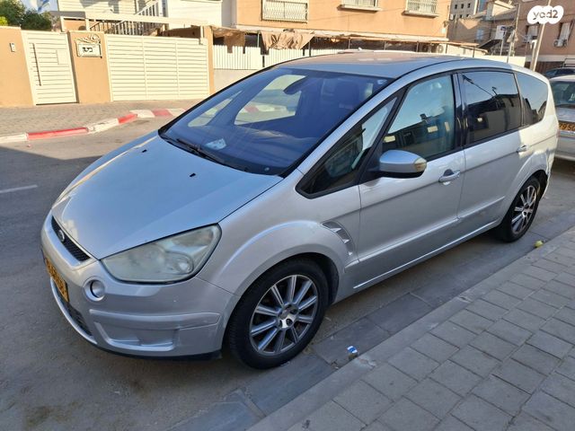 מודעת רכב פורד S-מקס