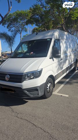 קראפטר Delivery Van בינוני גג רגיל אוט׳ 2.0 (177 כ״ס)
