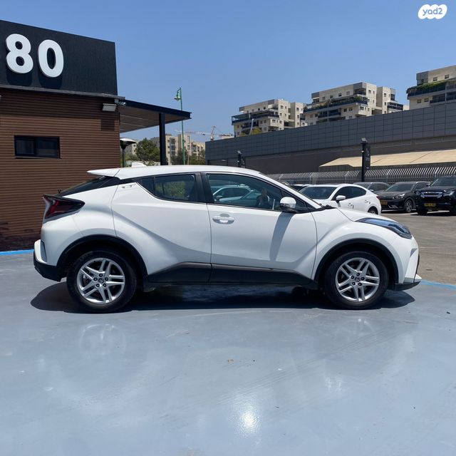 טויוטה C-HR