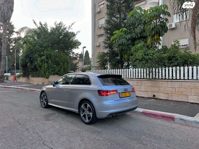 מודעת רכב אאודי A3 2