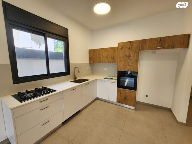 דירת גן, השיטה 3, רסקו א', חולון