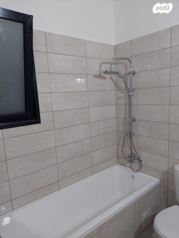 דירה, רועי קליין 7, קרית קריניצי, רמת גן