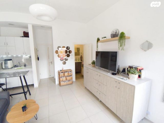 דירה, דרך ההגנה 70, התקוה, בית יעקב, נווה צה"ל, תל אביב יפו