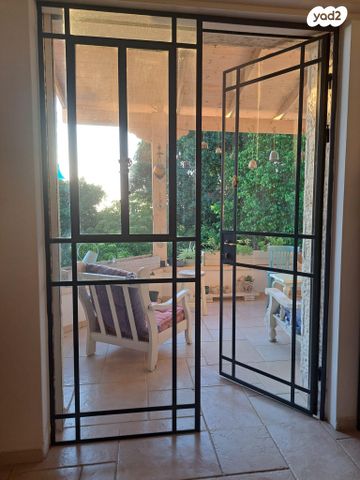 דו משפחתי, נחל אוג 94, עלמון, עלמון