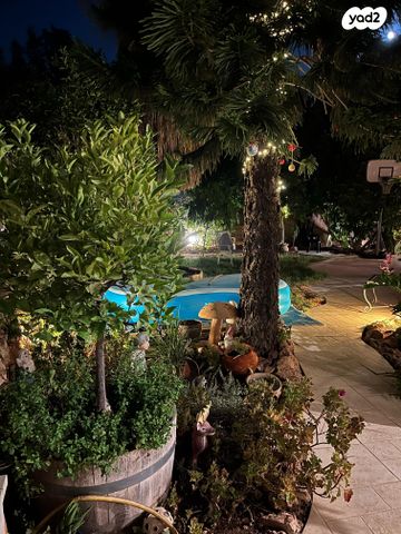 דו משפחתי, נחל אוג 94, עלמון, עלמון