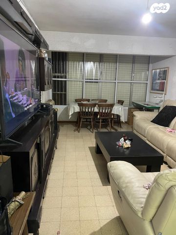 דירה, העלייה הראשונה 1, נווה יהושע, ערמונים, רמת גן