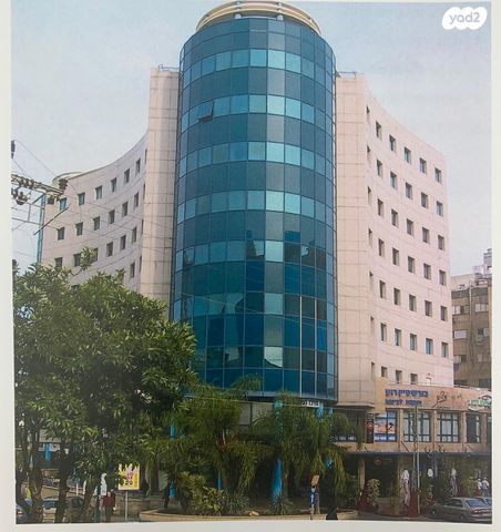 משרדים, דוד רמז 13, מרכז העיר דרום, נתניה