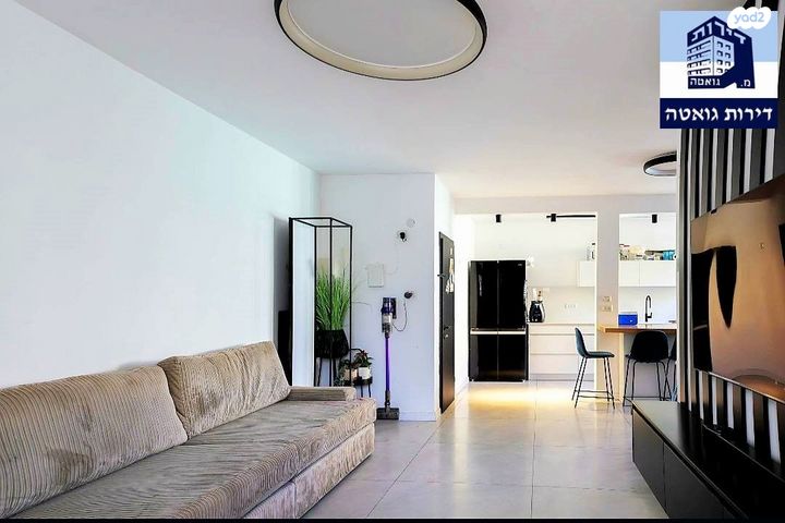 דירה, יוסף שפרינצק, אחדות, פתח תקווה