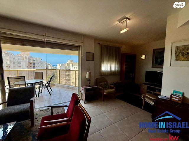 דירה, הלוטם, רמת פולג, נתניה