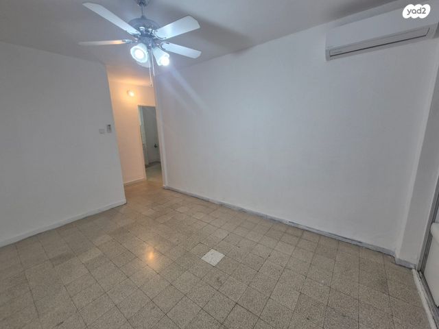 דירה, החלוץ 43, טרומפלדור, נהריה