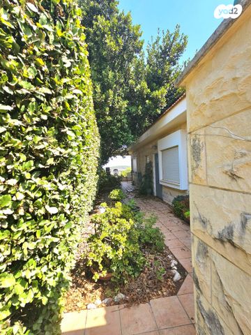 בית פרטי/ קוטג', כפר ורדים