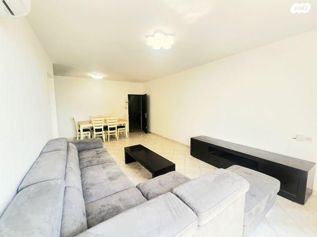 דירה, שדרות דוד המלך 20, שרת, לוד