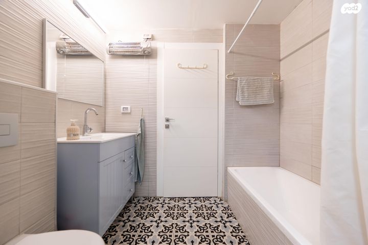 דירה, שדה בוקר, ארלוזורוב, גבעתיים