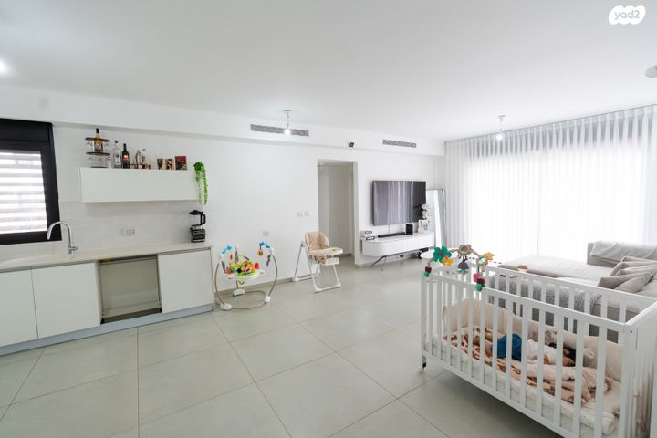 דירה, אור ים, אור עקיבא